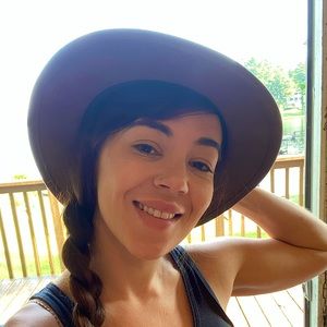 Meet your Posher, Marlise